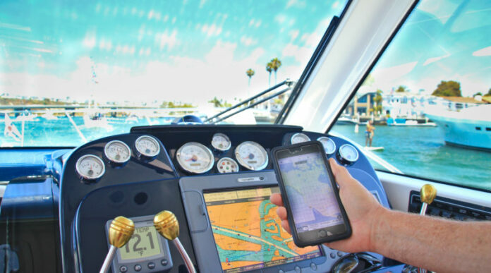 Traceur de carte GPS en bateau